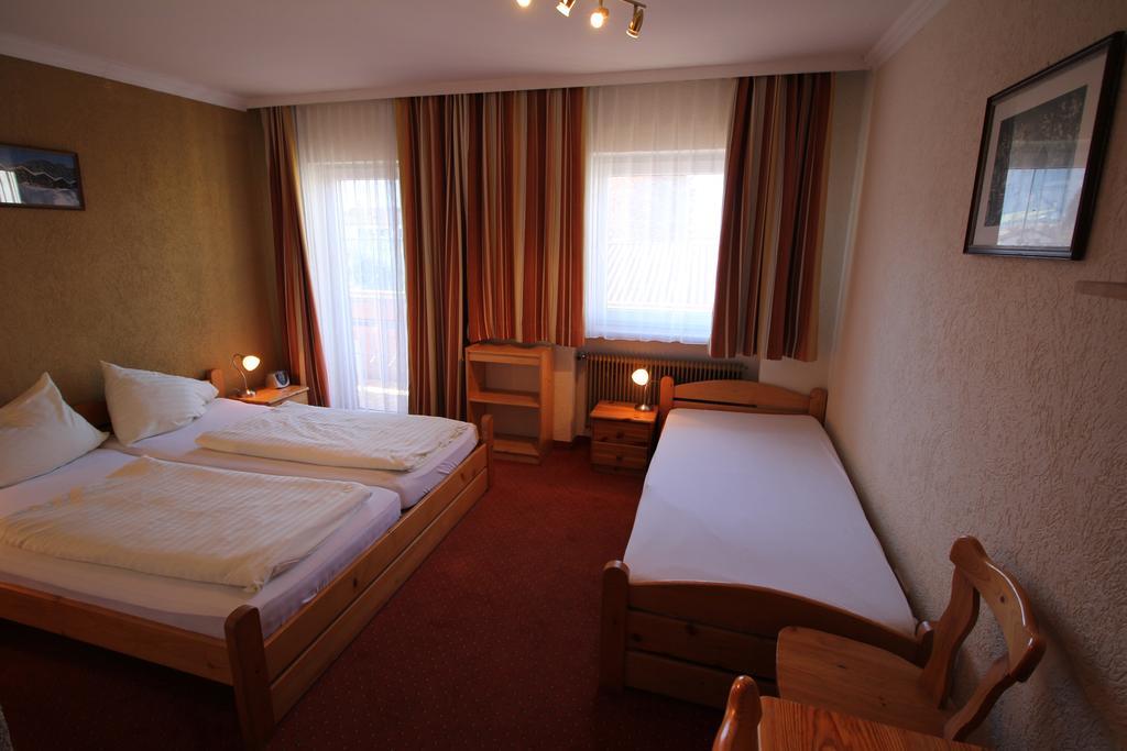 Gasthof Goetznerhof Götzens Екстериор снимка