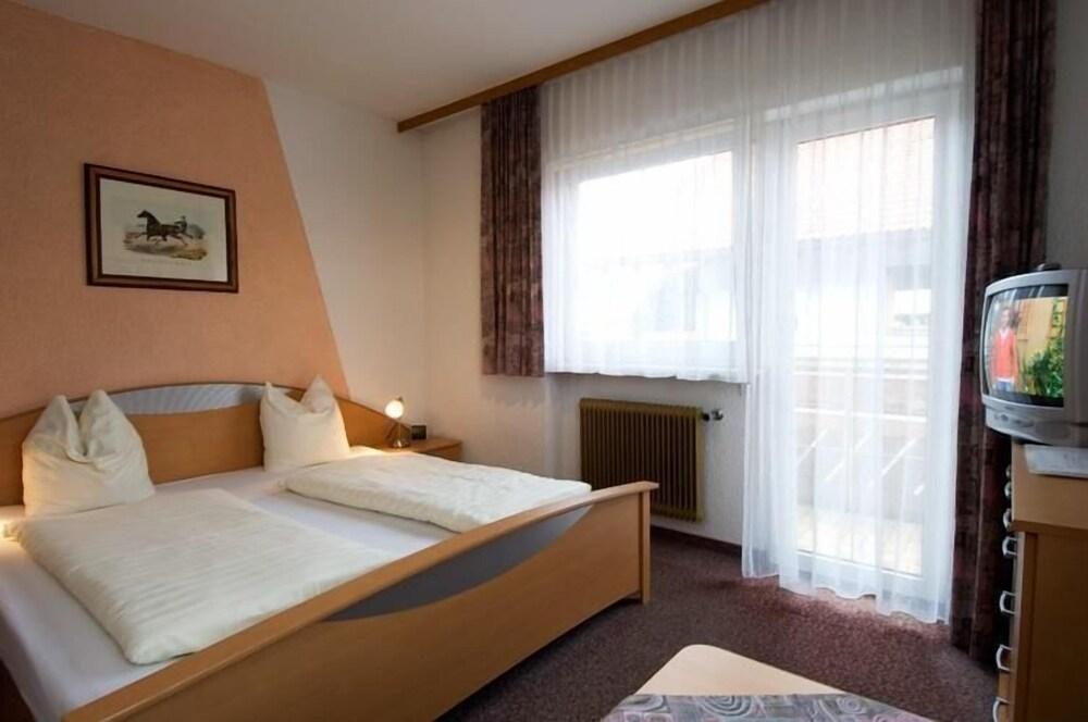 Gasthof Goetznerhof Götzens Екстериор снимка