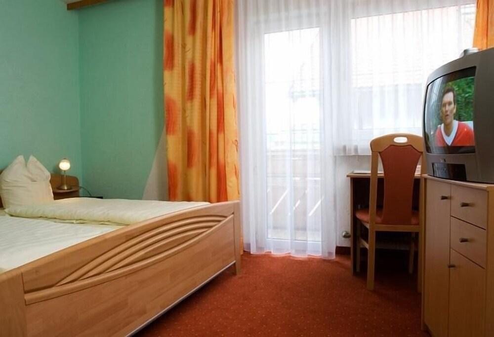 Gasthof Goetznerhof Götzens Екстериор снимка